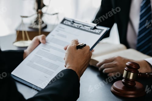 Preview: Lawyer concepts to testify to clients and to provide counseling in cases.