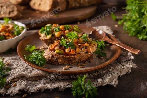 Preview: Healthy hummus with bread