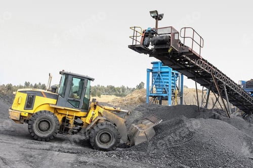Preview: Industrial coal mining site in South Africa