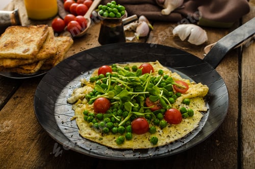 Preview: Healthy omelet with vegetables