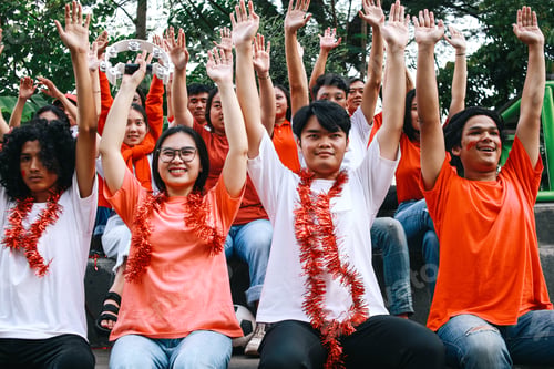 Preview: People Cheering