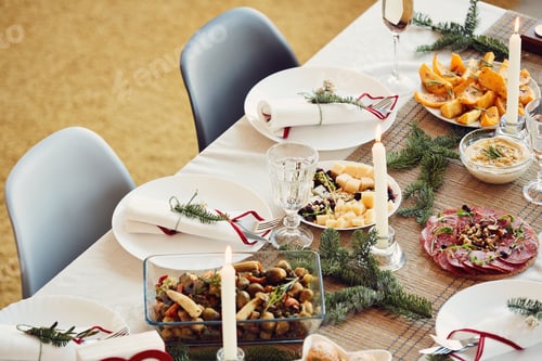 Preview: Christmas Table Setting