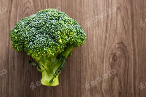 Preview: Healthy Green Organic Raw Broccoli Florets