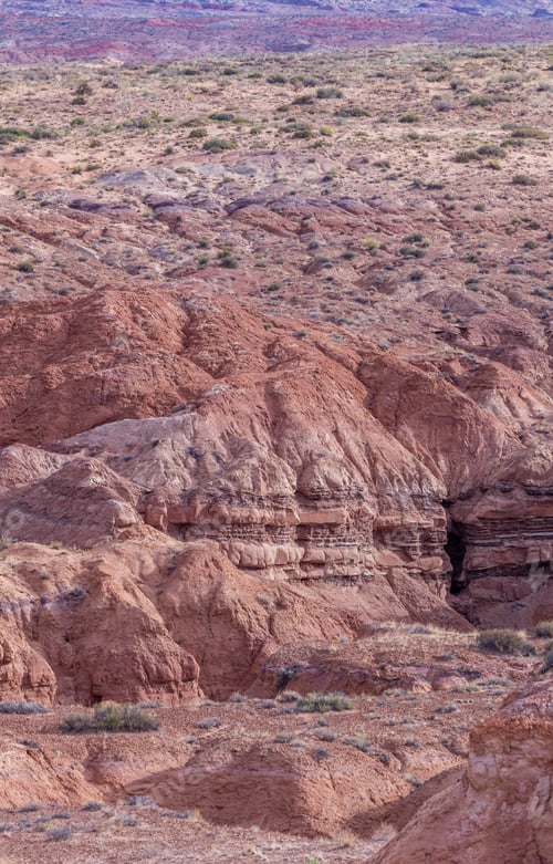 Preview: Majestic Utah Desert Landscape With Red Rock Formations