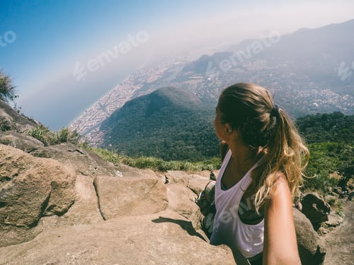 Preview: Hiking selfie