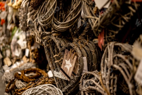 Preview: Wooden wreath variety at outdoors market