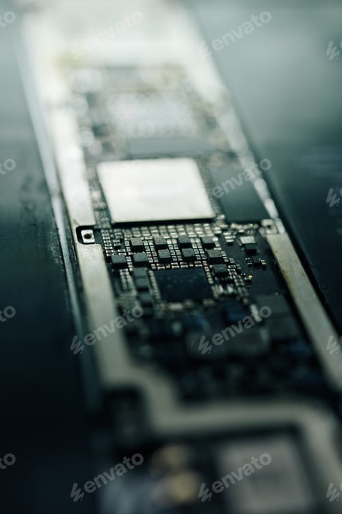 Preview: Modern smartphone logic board