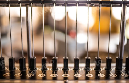 Preview: Metal antennas and numbered buttons