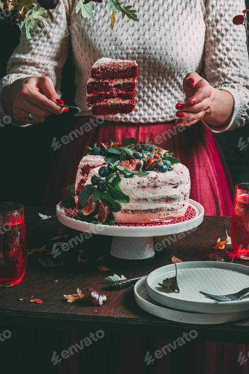 Preview: Red velvet cake in autumn mood