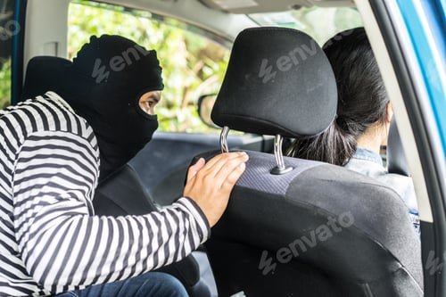 Preview: CAR ROBBERY