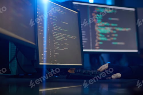 Preview: Computer monitors with program