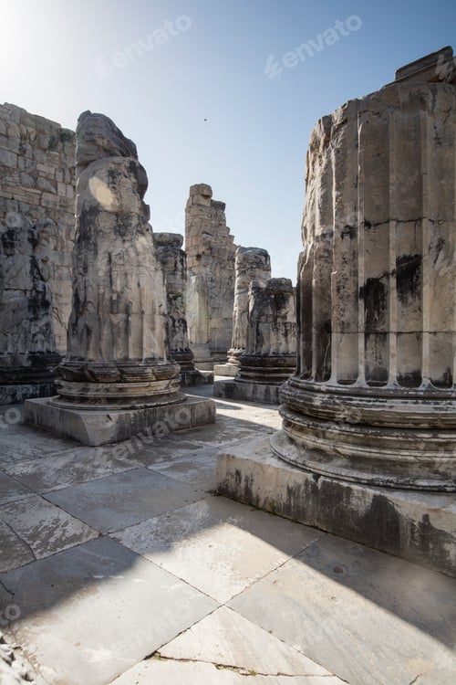 Preview: View of Temple of Apollo in antique city of Didyma, Aydin,Turkey