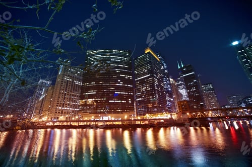 Preview: Chicago River Front
