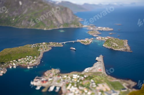 Preview: Amazing landscape of the Lofoten Islands from the top of Reinebringen Mountain