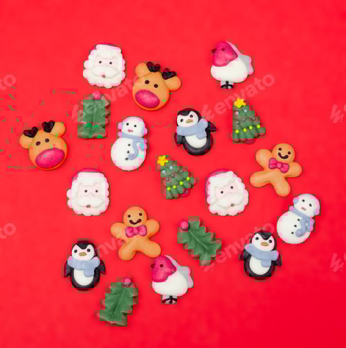 Preview: Sugar glaze figurines for Christmas decoration.