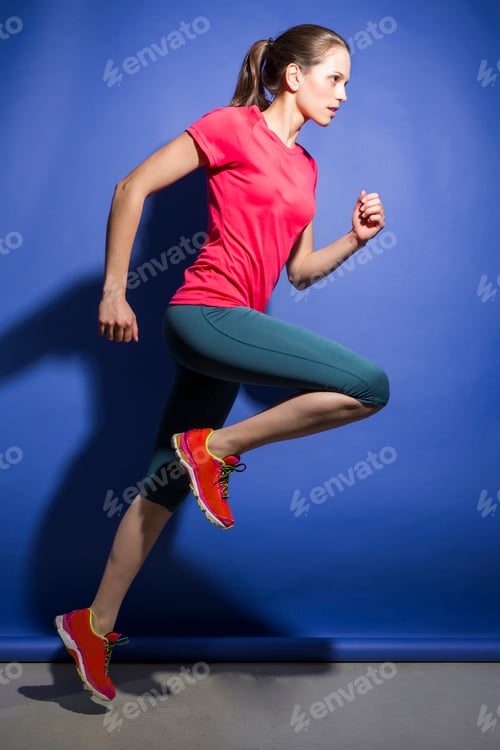 Preview: Young woman running