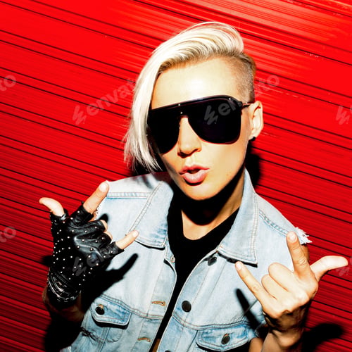 Preview: Baby Rock Style. Jeans and Urban Party