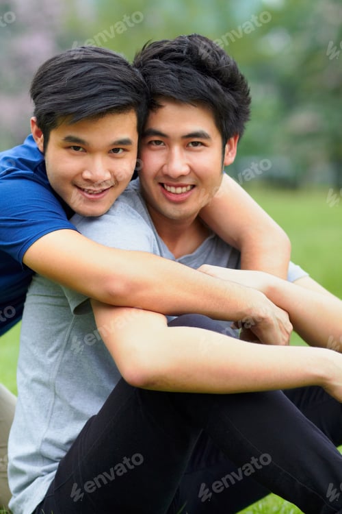 Preview: Enjoying a day together