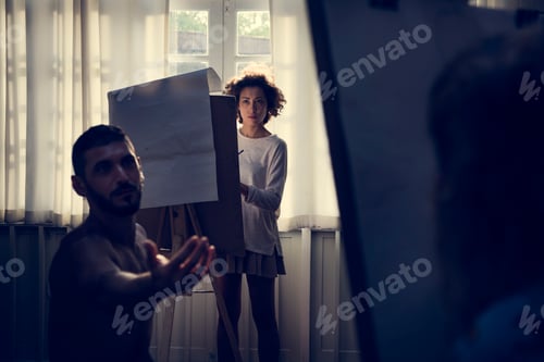Preview: Silhouette of artists drawing