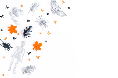 Preview: Gothic Halloween greeting card with painted decor