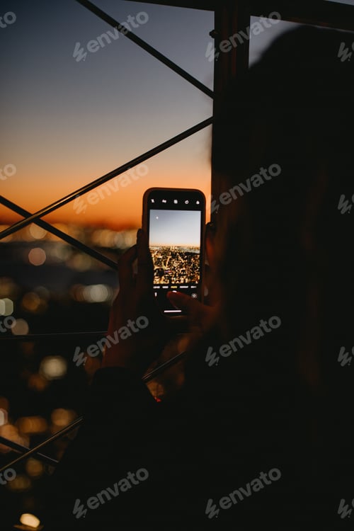 Preview: Taking a picture of a view