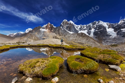 Preview: Hike in Peru