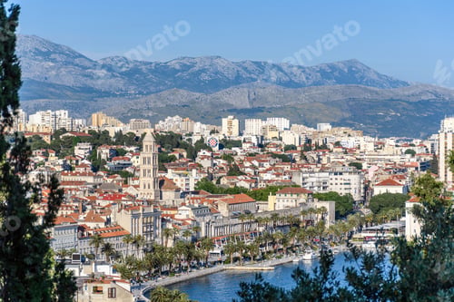 Preview: Beautiful cityscape of the Split city with old architecture and mountains behind it, Croatia