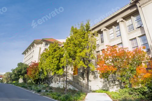Preview: Facade of a buildings in the UC Berkeley campus