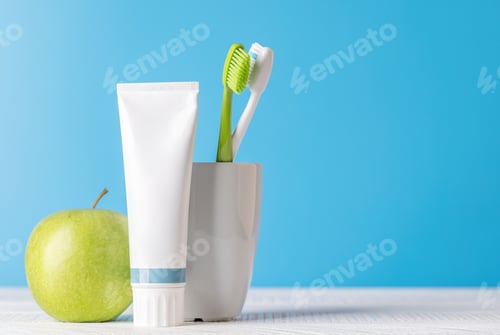 Preview: Toothpaste and toothbrushes
