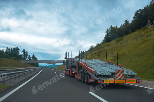 Preview: Semi truck with car carrier trailer