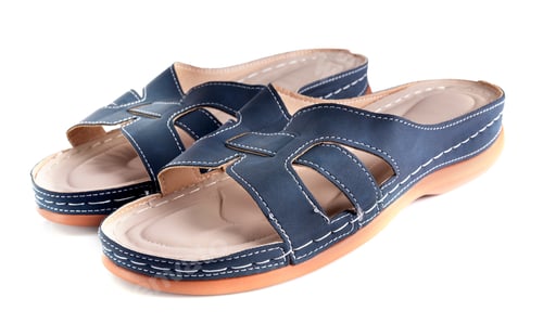 Sandalias de piel para mujer