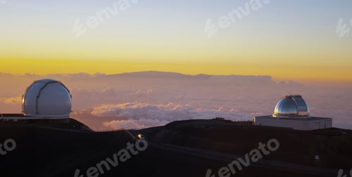 Preview: Astronomical observatory - Hawaii - USA