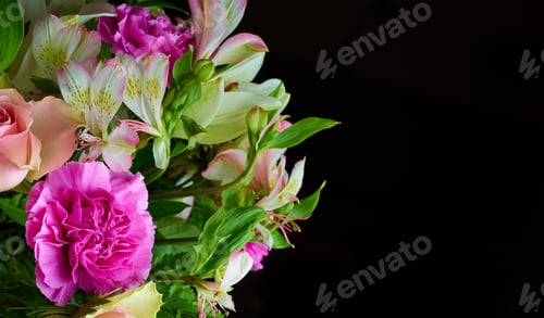 Preview: Colourful bouquet of flowers