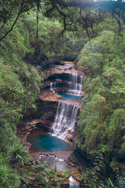 Preview: Stunning view of the famous Wei Sawdong tourist attraction in Cherrapunji, India
