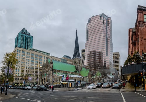 Preview: Buildings and skyscrapers in downtown - Montreal, Quebec, Canada