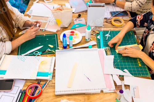 Preview: Scrap Booking Workshop. School material to work paper.
