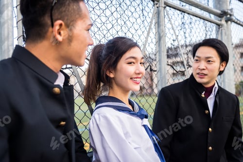 Preview: Japanese students meeting outdoors