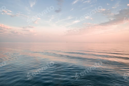 Preview: Beautiful sunset landscape on the blue sea.