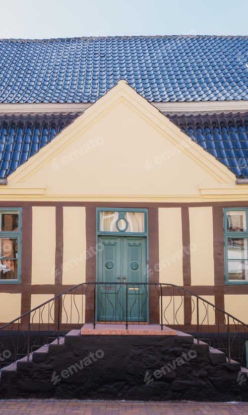 Preview: Old house in Denmark
