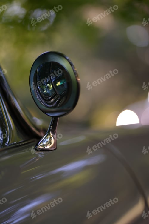 Preview: Vertical shot of a detail of an old classic car