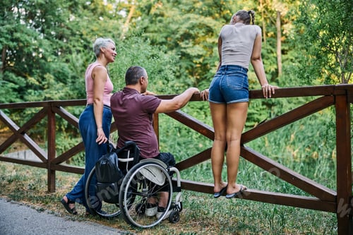 Preview: Rear View Of Family In Park