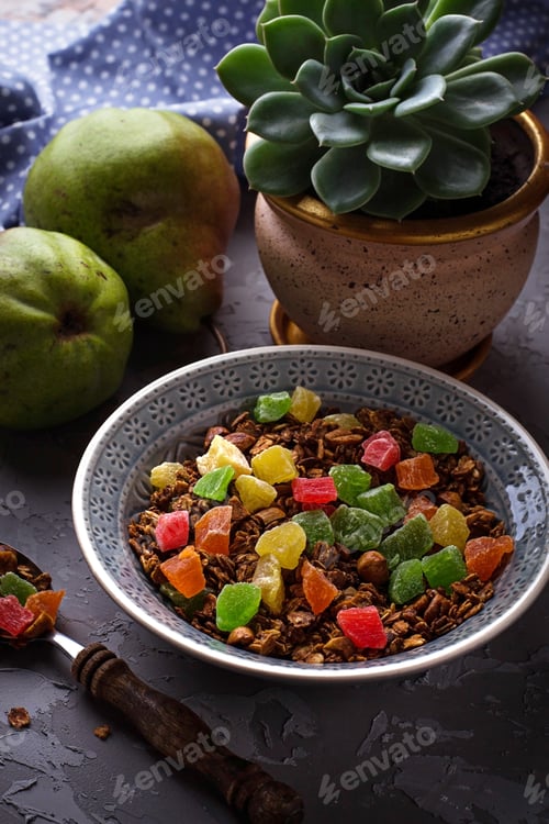 Preview: Granola with candied fruit, pears and succulent