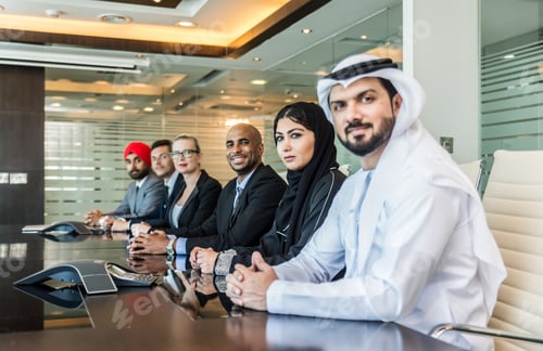 Preview: Business team in Dubai