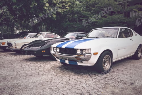 Preview: Old school vintage cars