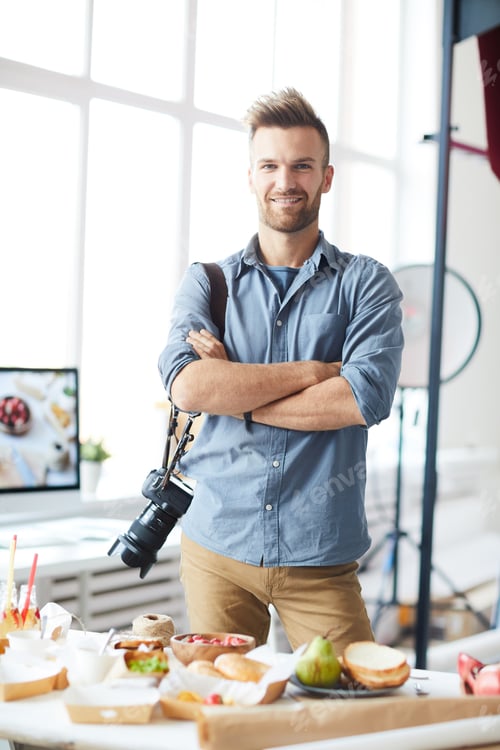 Preview: Handsome Photographer Posing