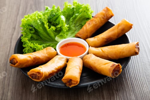 Preview: Deep fried spring rolls , popiah