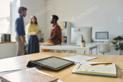 Preview: Workplace with tablet pc and notepad