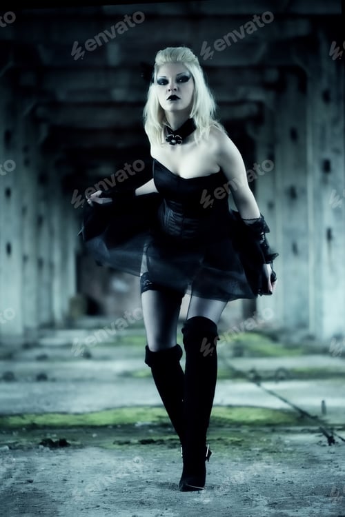 Preview: Gothic Witch Woman With Spooky Make-Up In Black Dress