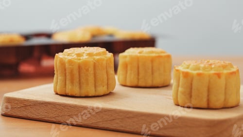 Preview: Chinese moon cake
