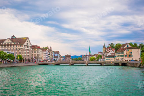 Preview: View of the historic city center of Zurich. Church and river Limmat, Switzerland